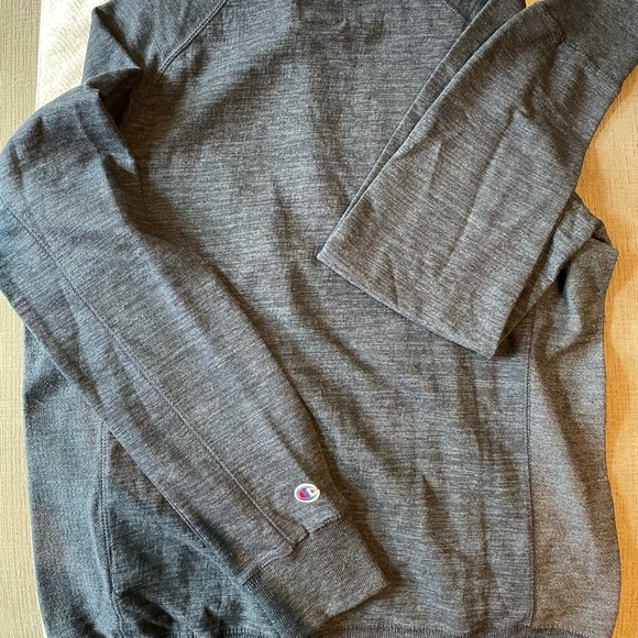 Champion Brand mens Crew pullover SIZE Medium - Picture 4 of 6
